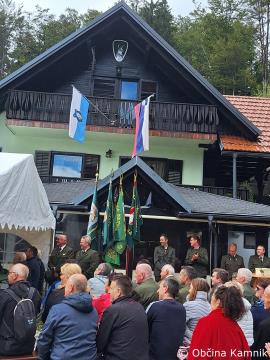 Hubertova sv. maša pri lovskem domu Sela v Sovinji Peči (9)